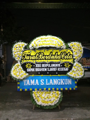 Papan Bunga Duka di Dukuhwaru